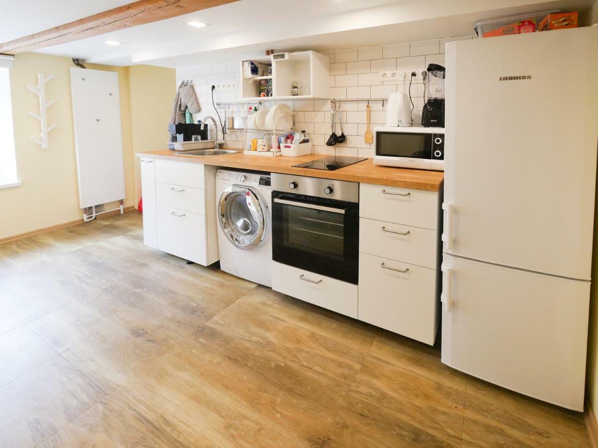 Low Ceiling Apartment ريغا المظهر الخارجي الصورة