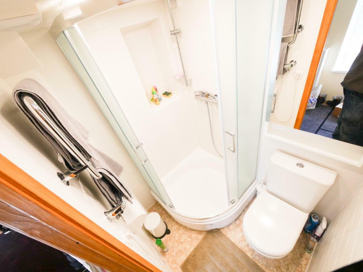 Low Ceiling Apartment ريغا المظهر الخارجي الصورة